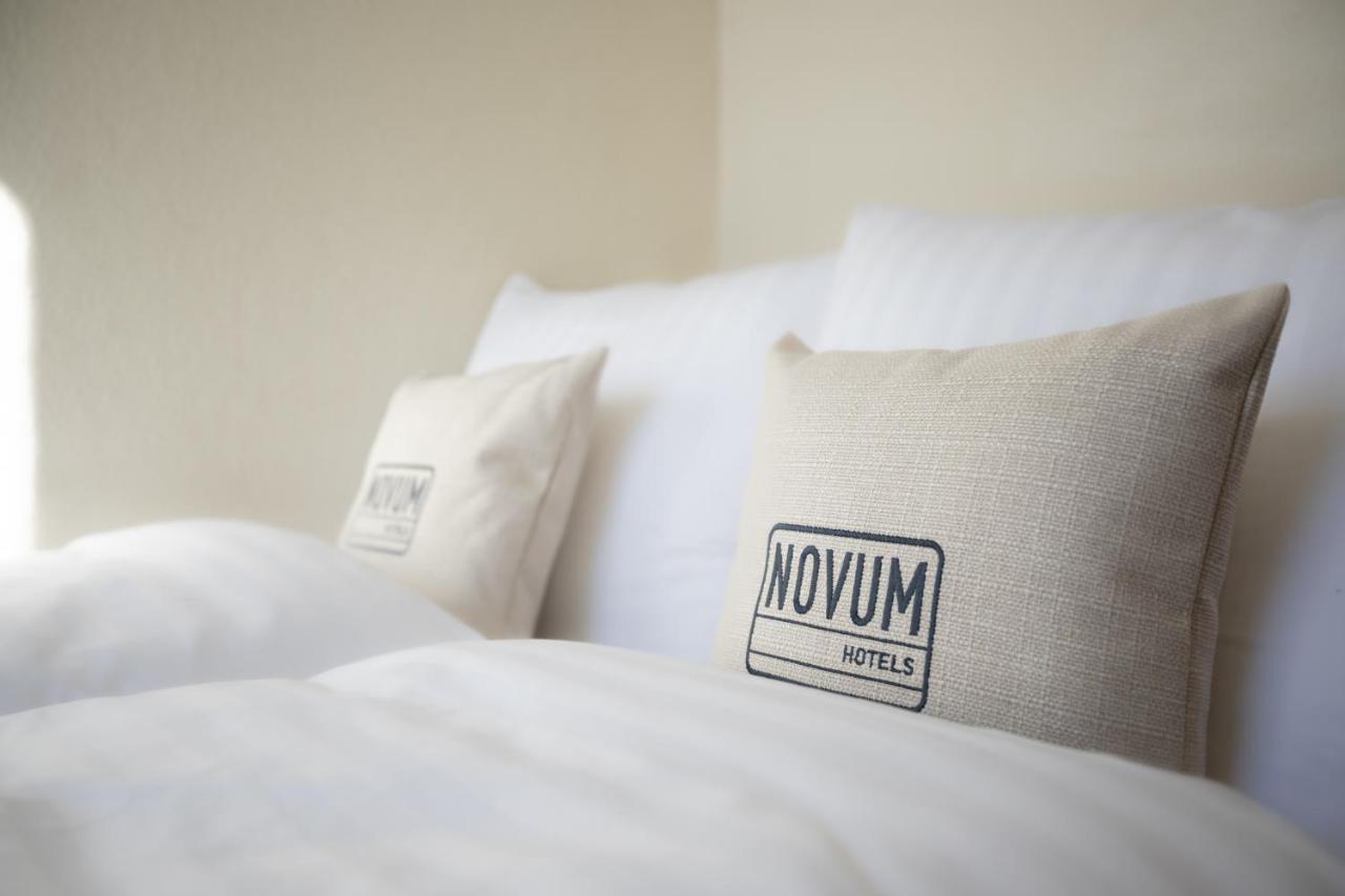 Novum Hotel Gates Berlin Charlottenburg Exterior foto